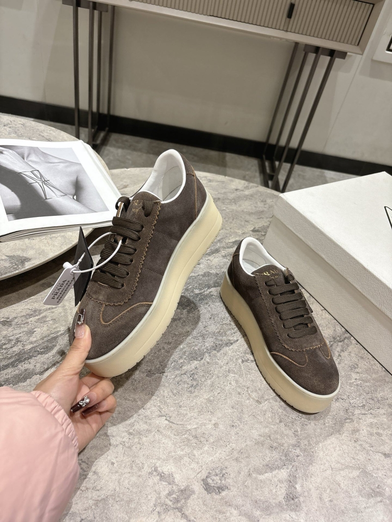 Pra*a sneakers
